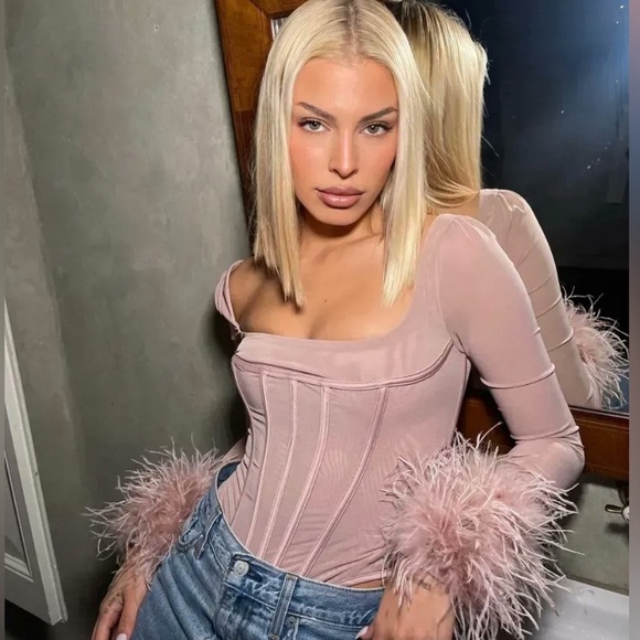 💥SOLD💥 House of CB Stella Blush Pink Mesh Feather Trimmed Corset Top Small - Picture 16 of 16